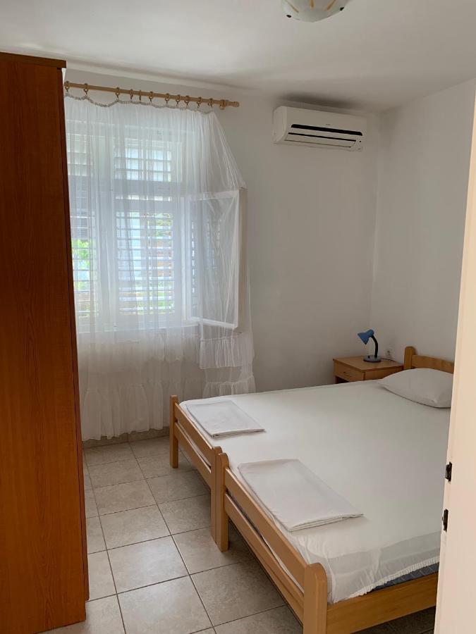 Anita Guest House Tivat Zewnętrze zdjęcie